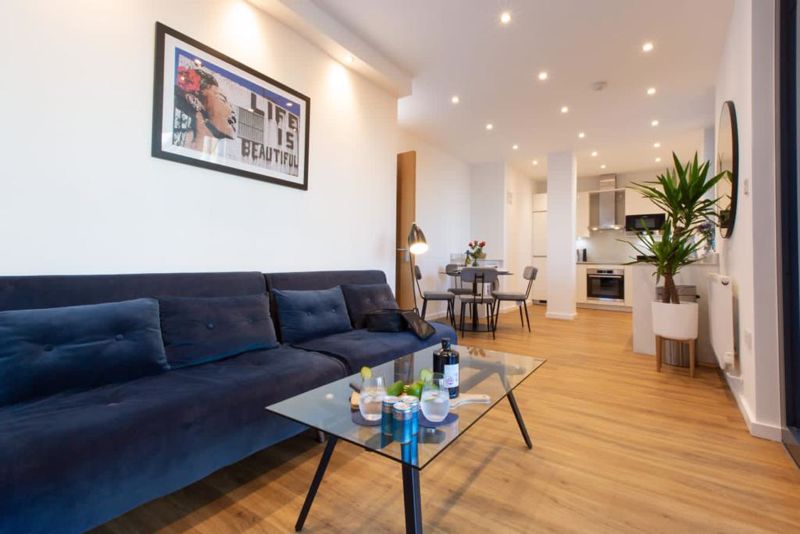 Living Room- click for photo gallery